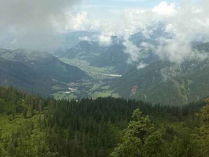 In den Wolken schweben (Österreich)