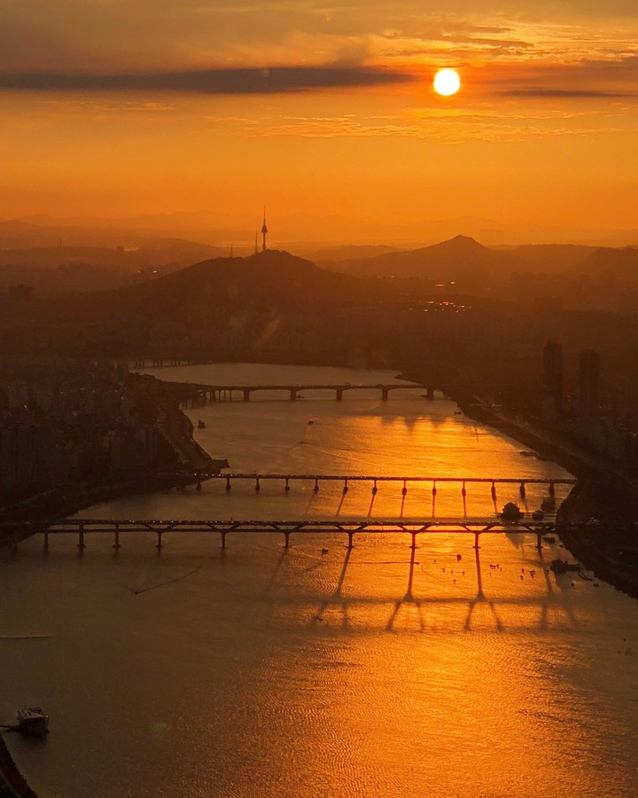 Sunset at seoul, South Korea