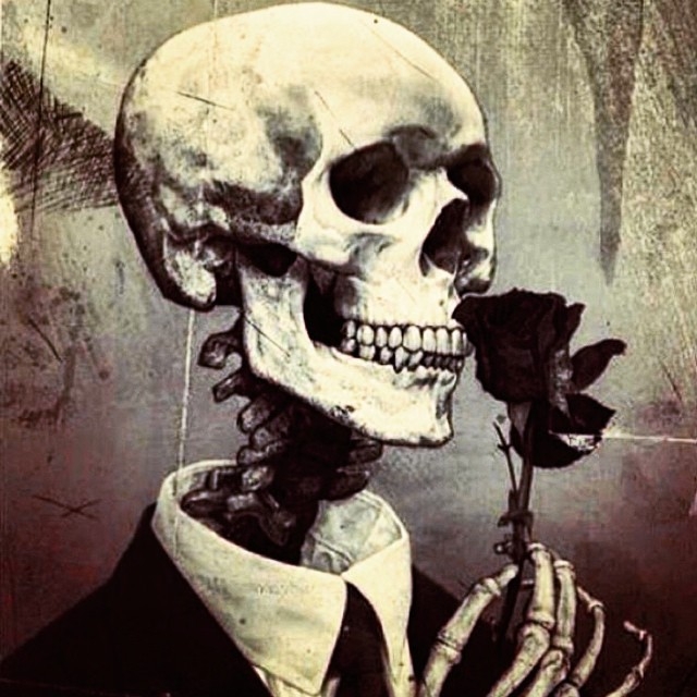 ☠