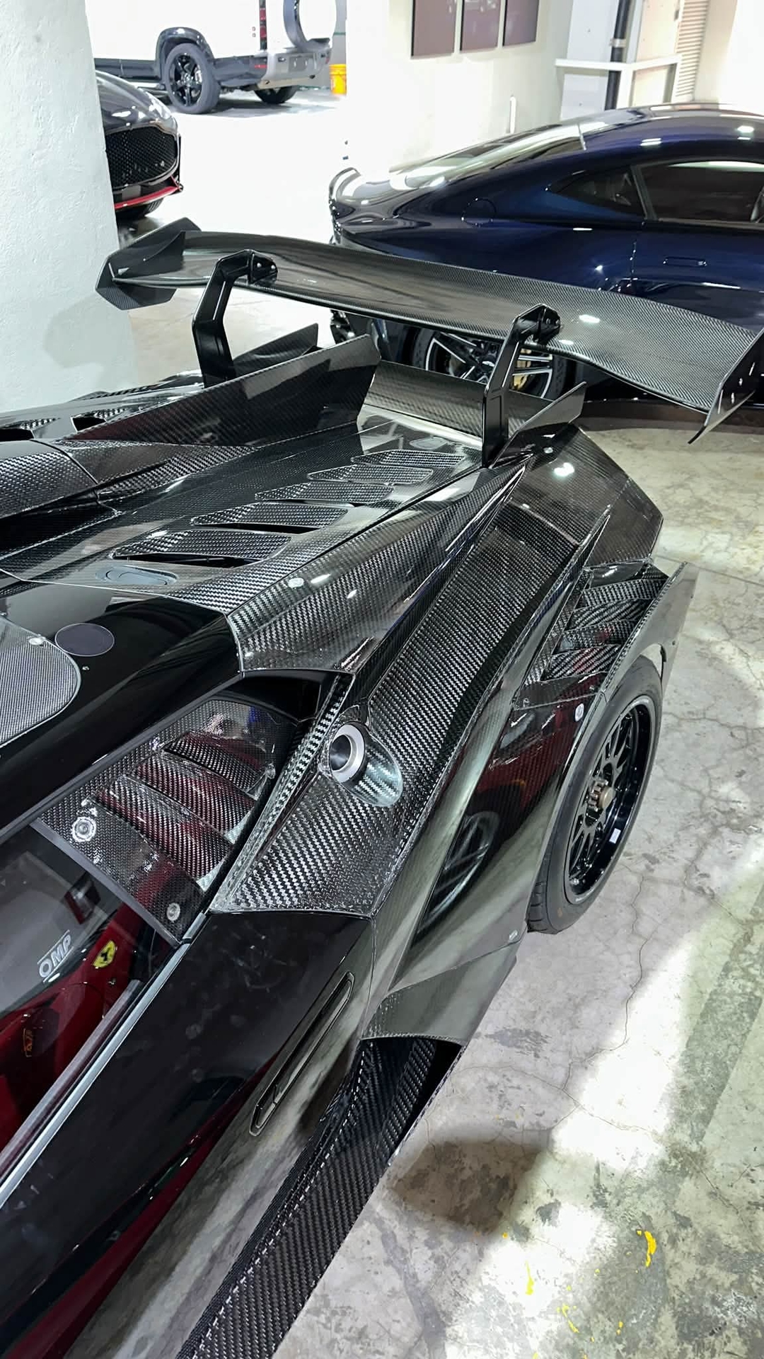 Automotive_Exterior, Supercar, Fender