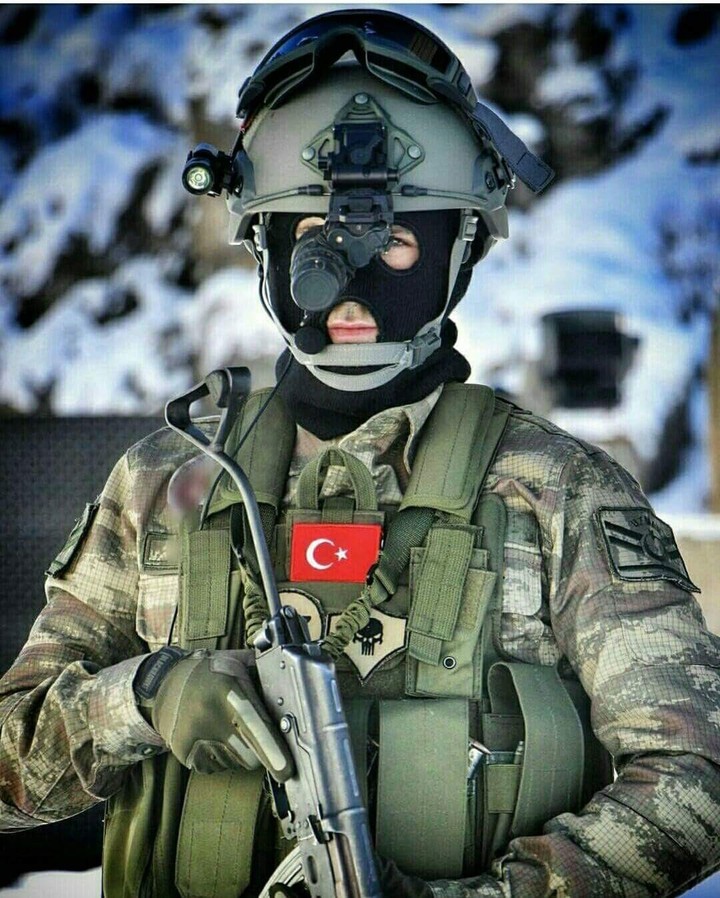 TÜRK ASKERİ