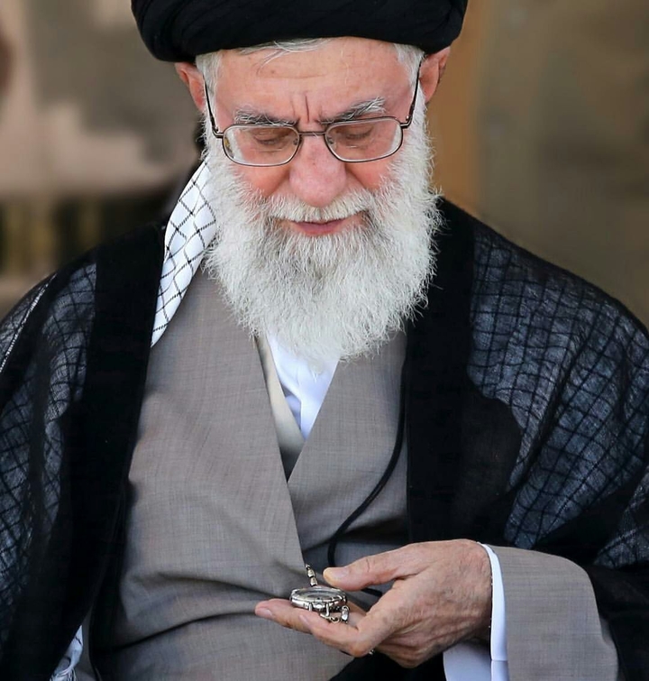 امام خامنه ای رهبرم