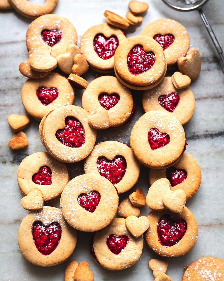 almond cookies with raspberry chia jam