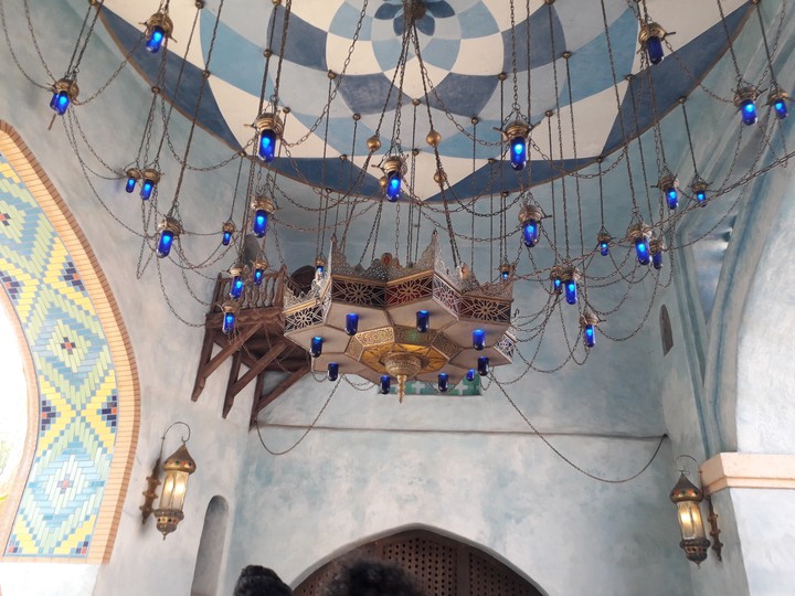 Lustre adventurland