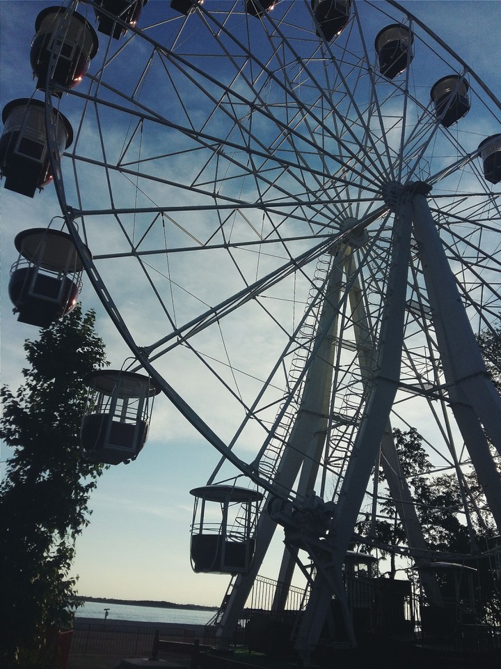 Ferris wheel