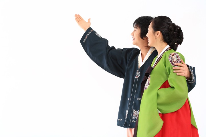 Couple in Korean Dress I