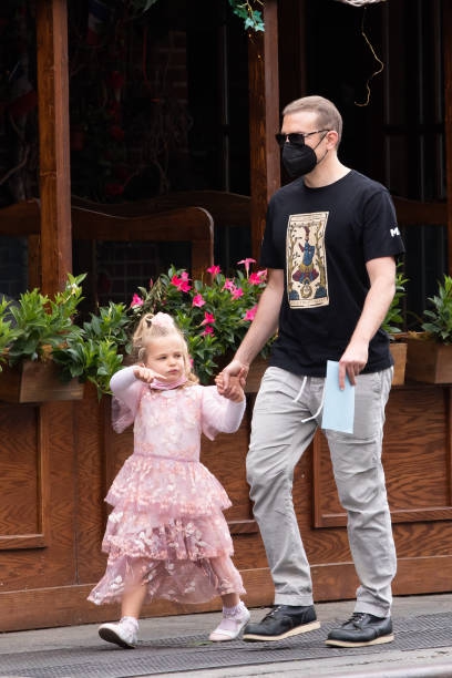me and dealing daughter