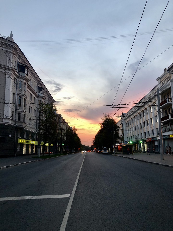 закат в городе