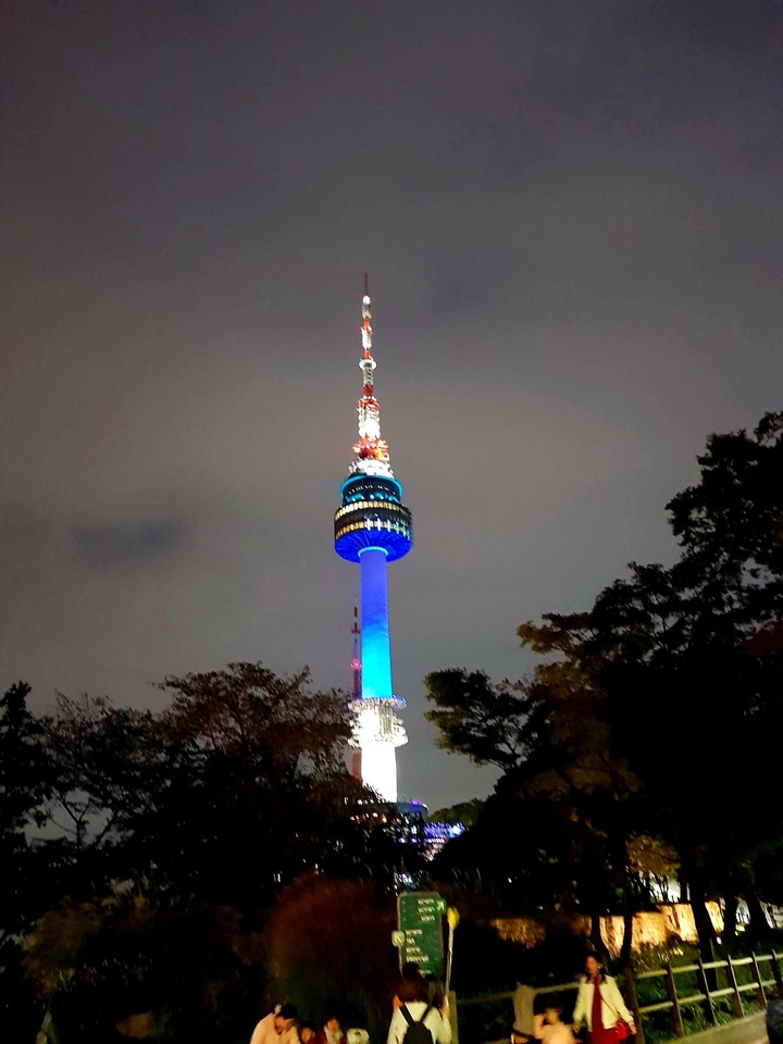Seoul tower