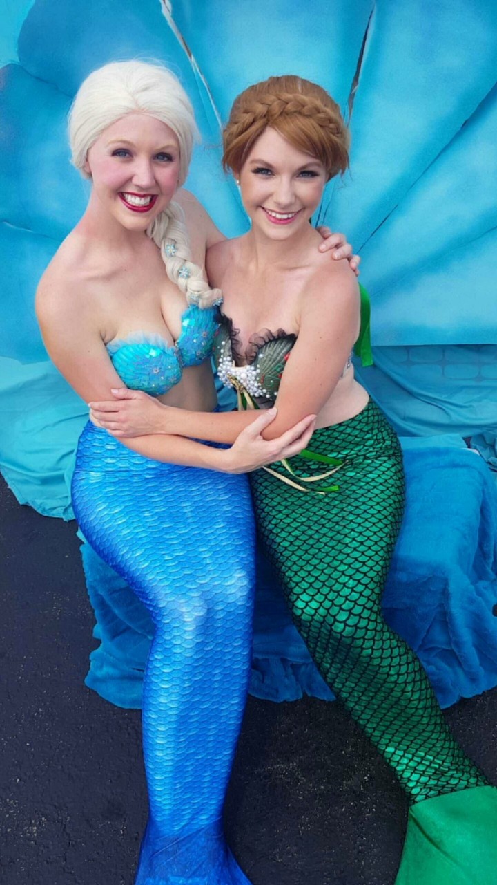 Elsa & Anna