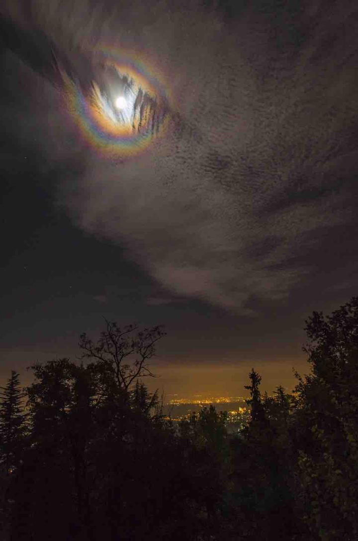 A Lunar Corona Over Turin