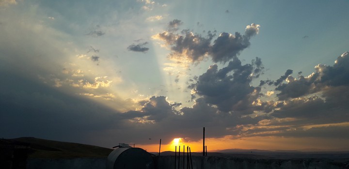 sun rises