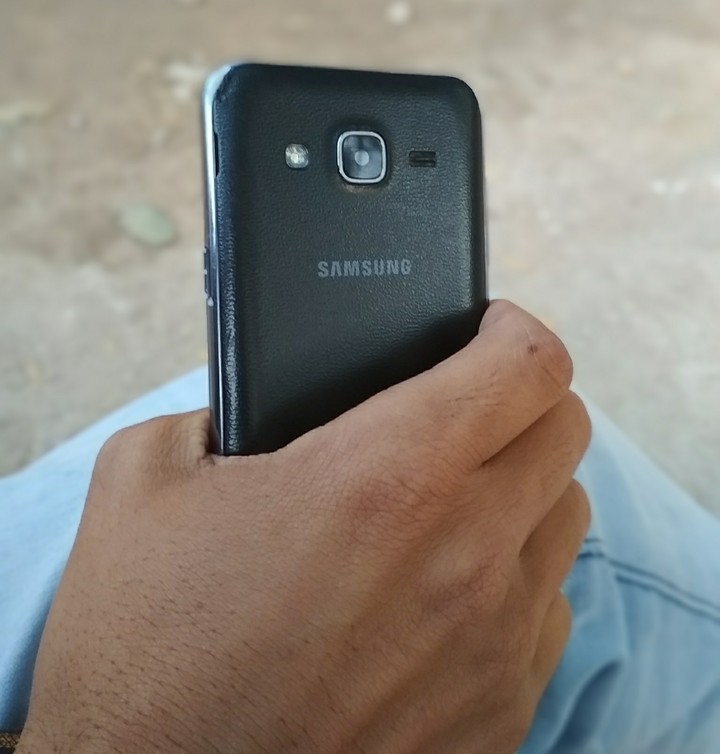 Samsung J2