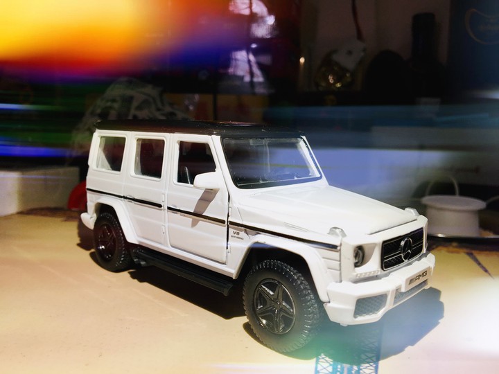 Mercedes Benz