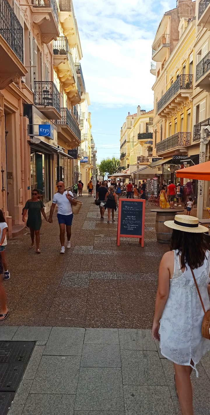 Rue de St Raphaël 83