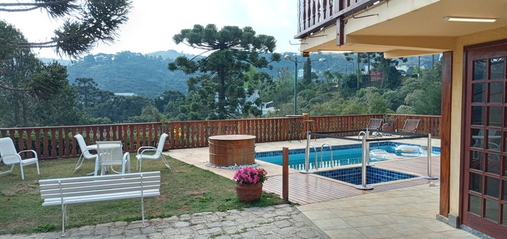 Casa com piscina