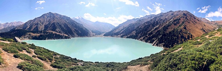 Tiffany Blue, Crystal clear Lake