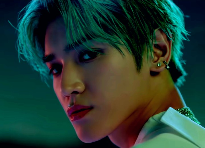 Taeyong Long Flight
