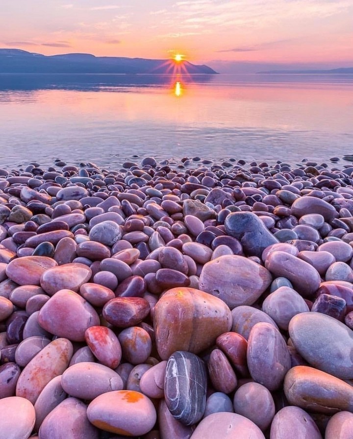 So moore stones :3
