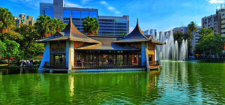 Taichung Park lake