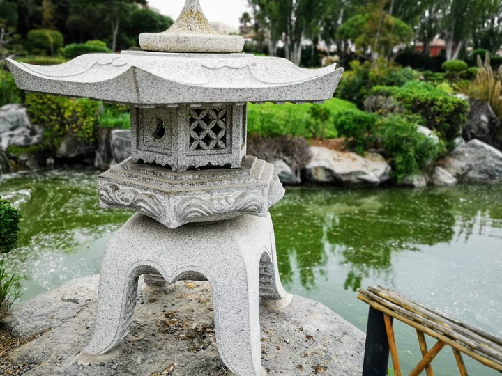 Faro Jardín Japonés