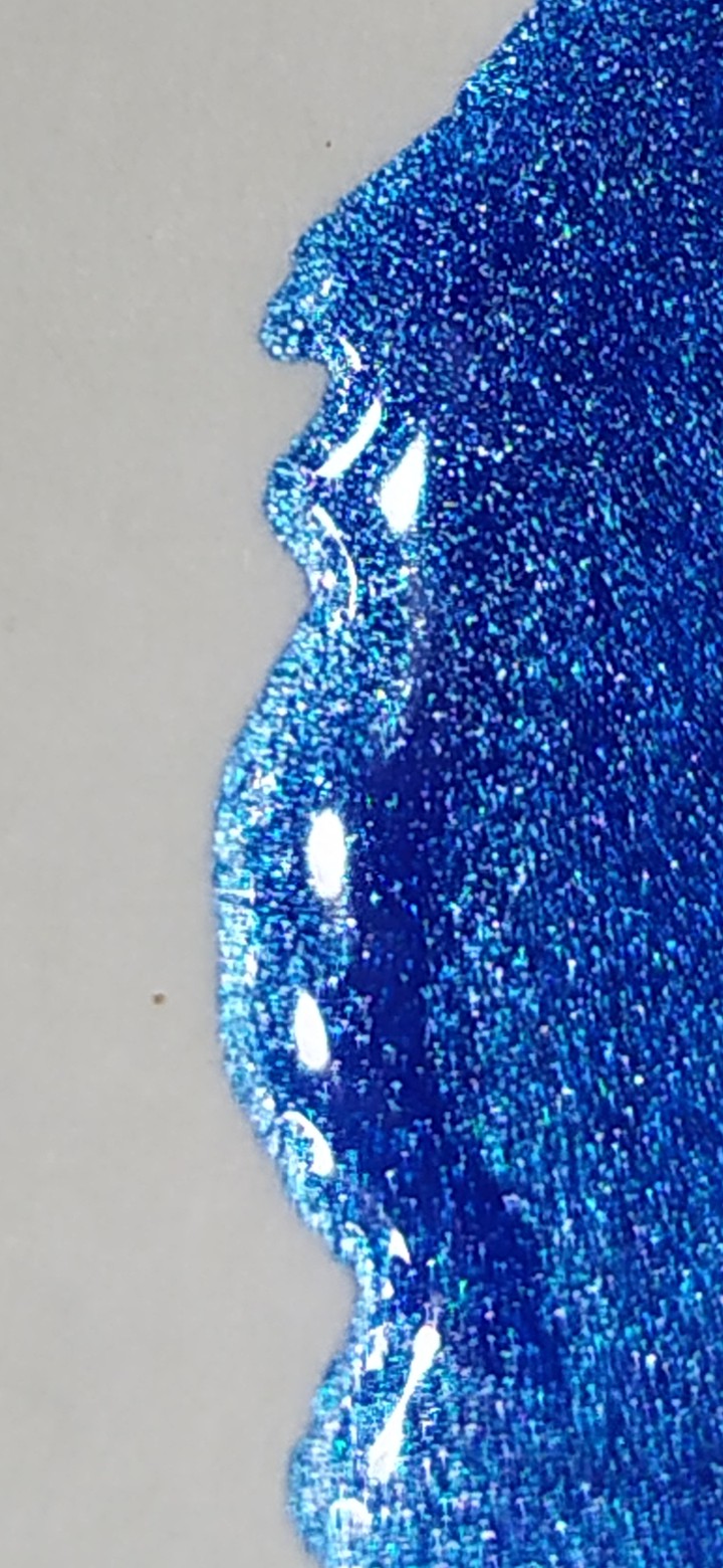 Blue and White - Bleu et Blanc