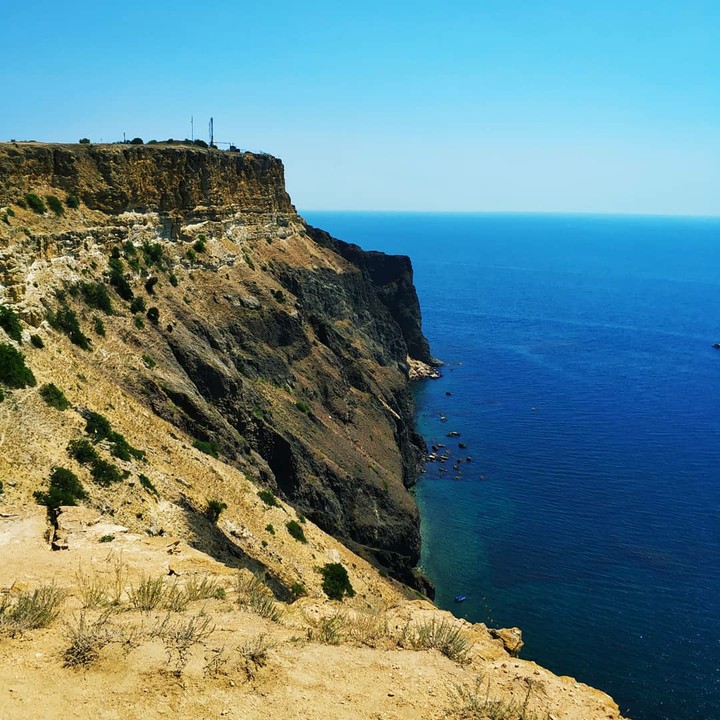 Море