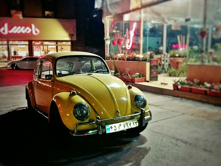 Volkswagen Beetle in Bandar Abbas