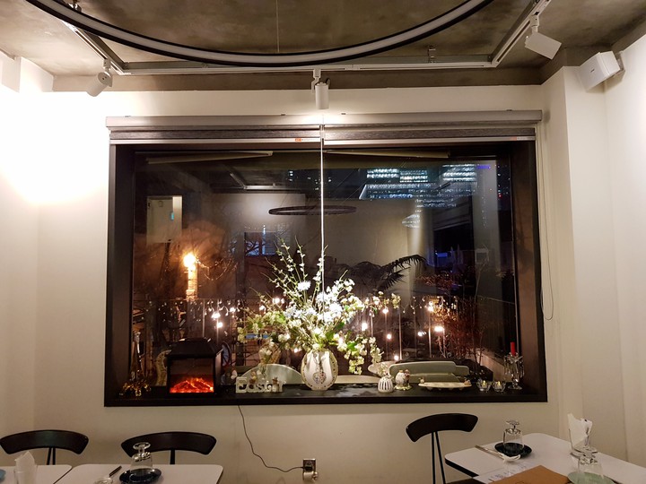 restaurant