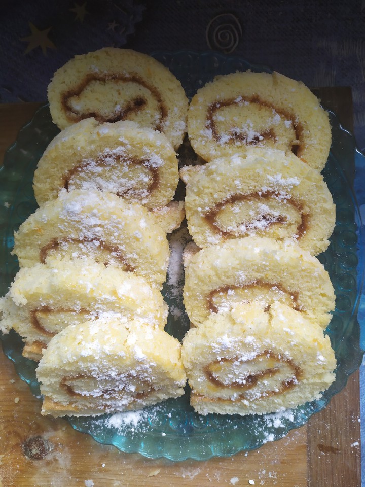 Piskótatekercs/Sponge roll