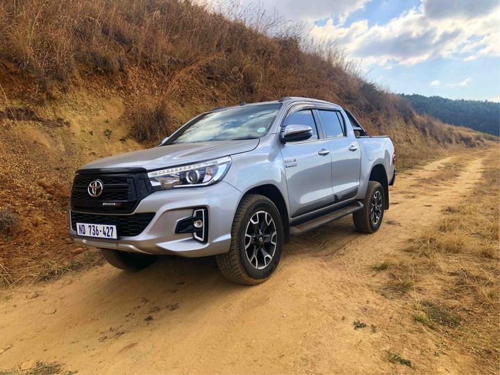 Toyota Hilux Legend 50