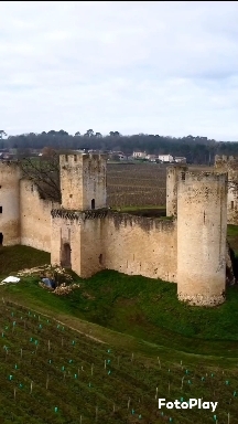 CASTILLO