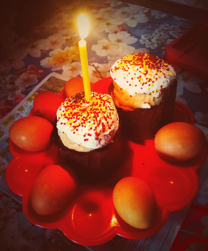 Happy Easter)