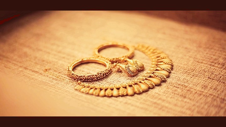 Gold necklace