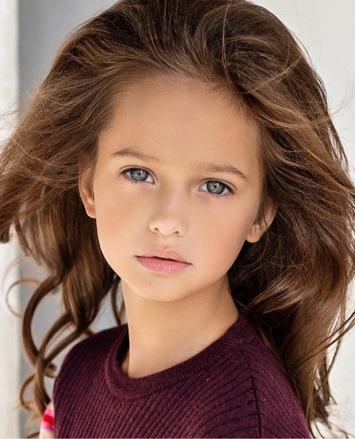 Blue eyes makes this photo more beautiful