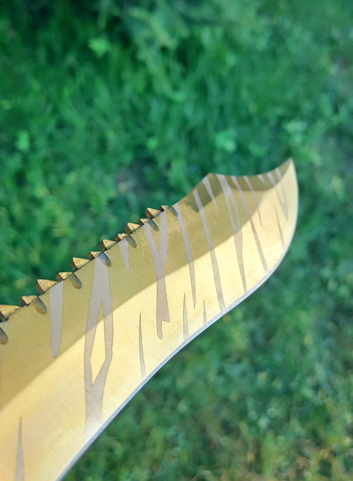 Golden Knife Bowie CSGO