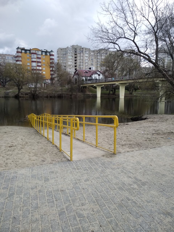 В городе