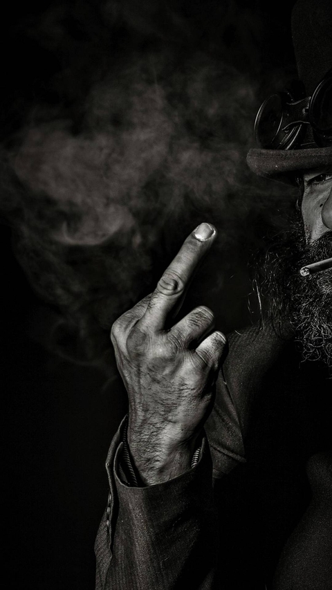 mid finger