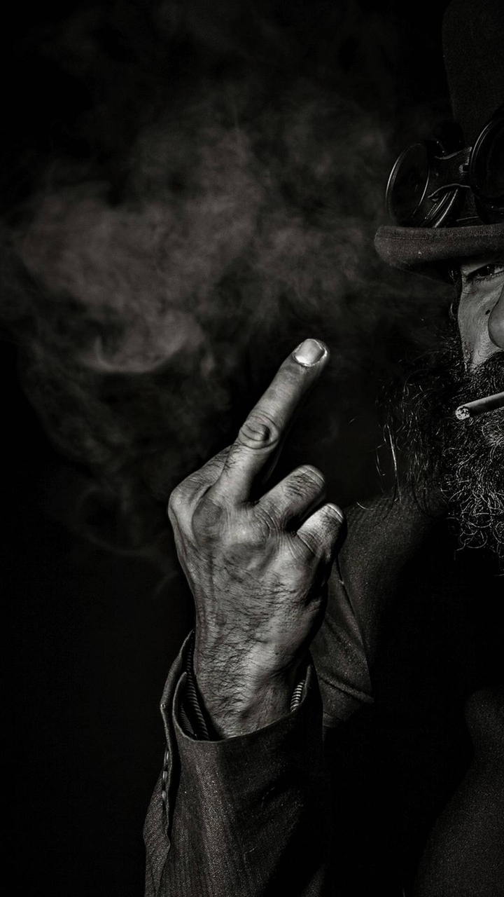 mid finger