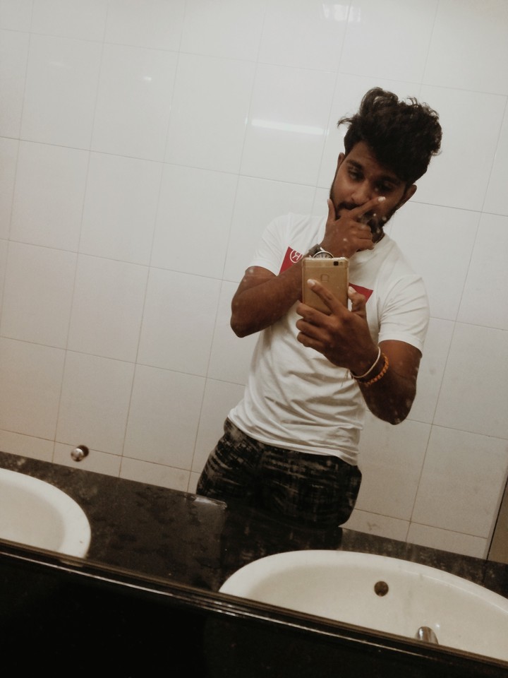Mirror selfie