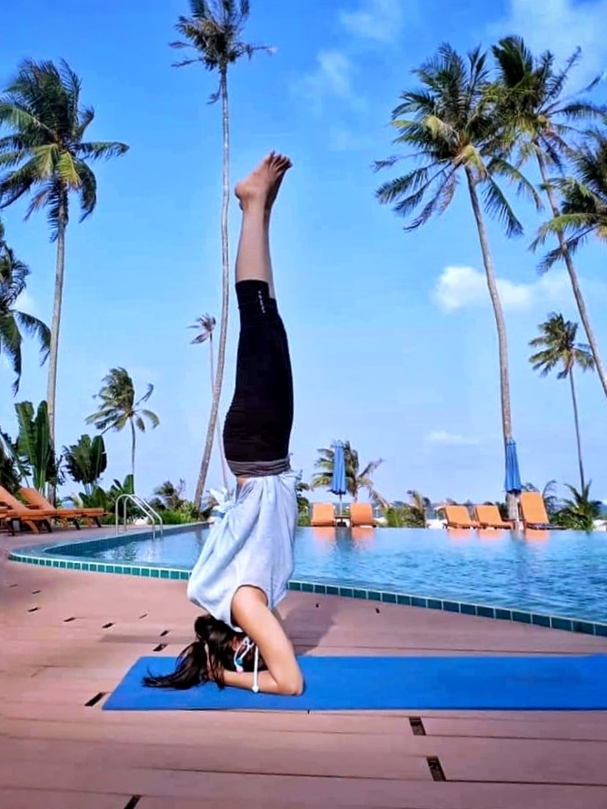 Yoga 9