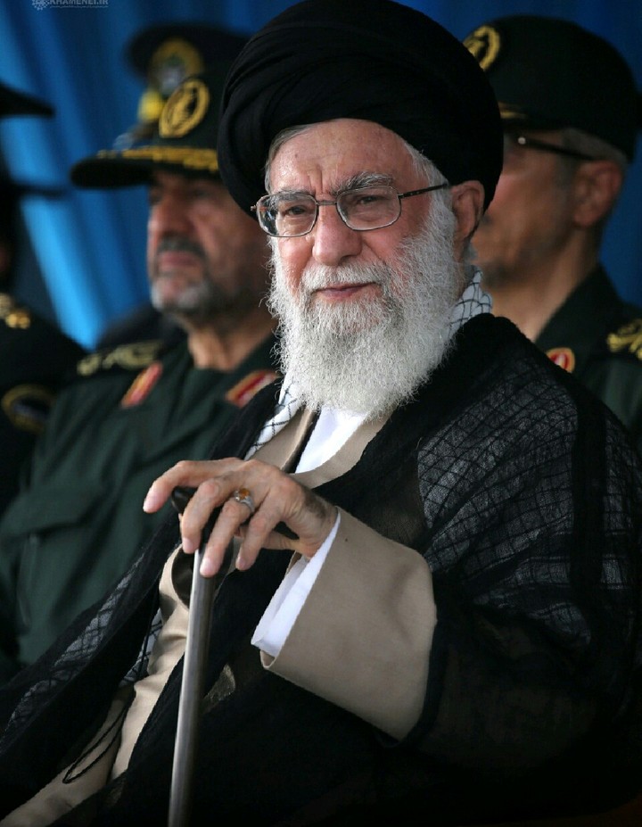 امام خامنه ای