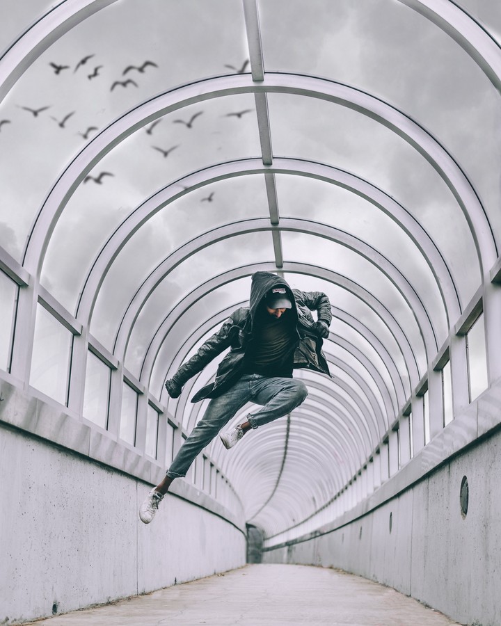 Man Jump Transition