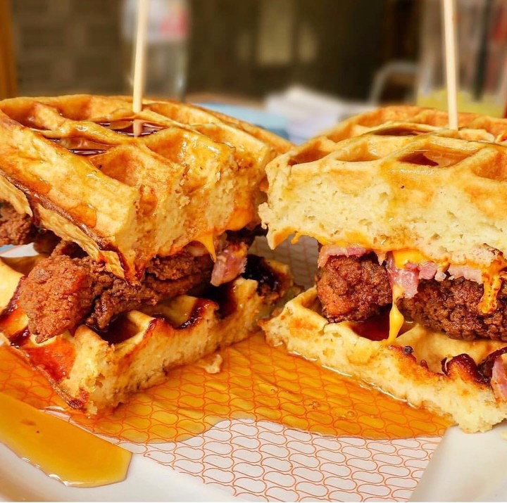 Waffle Chicken Burger