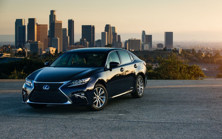 Lexus ES 2016