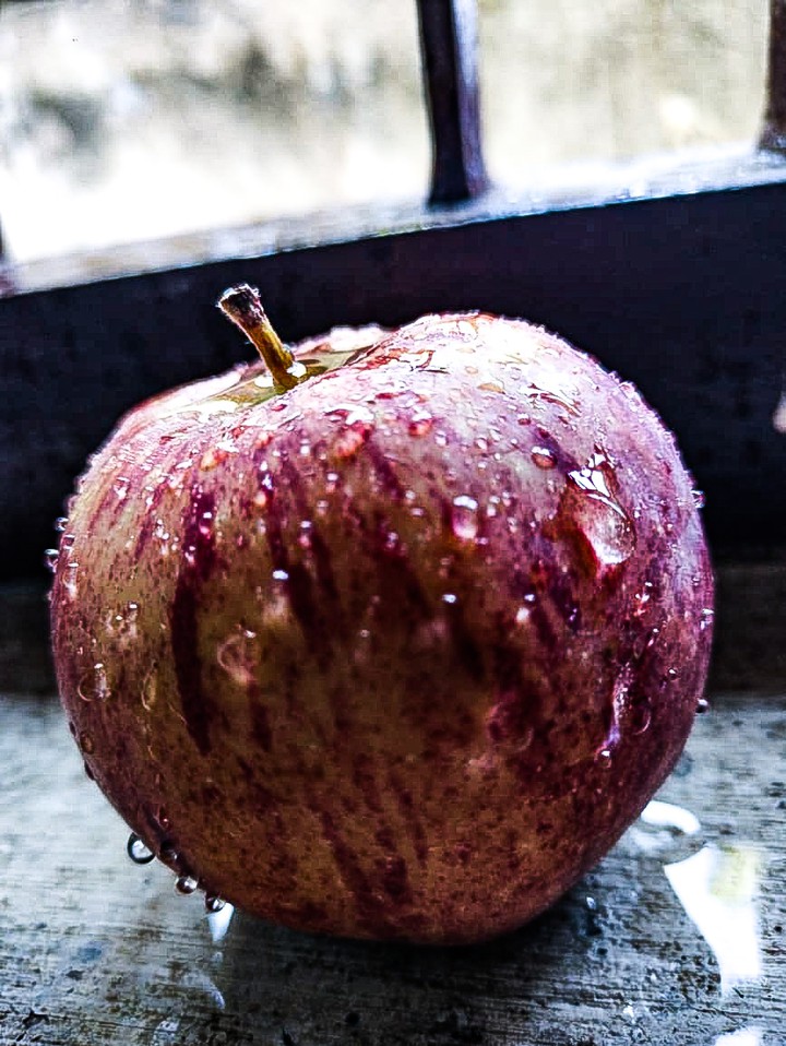 apple