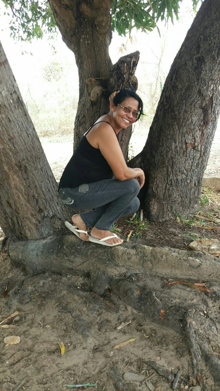 Feliz