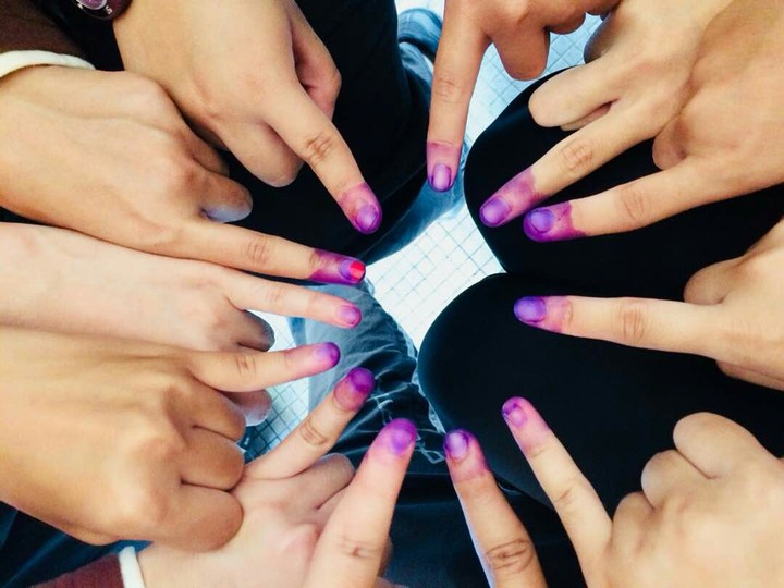 friends fingers