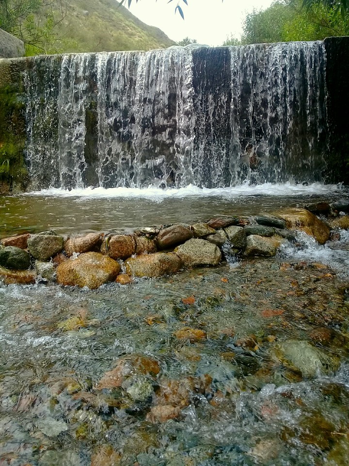 Pequeña Cascada (Aguas Negras)