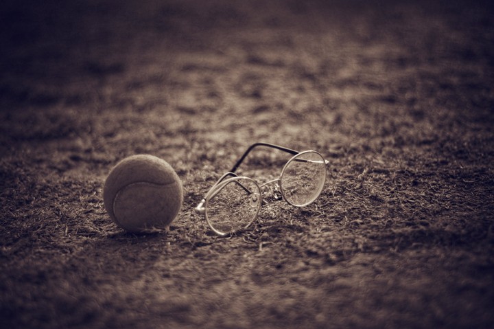 boll and glass